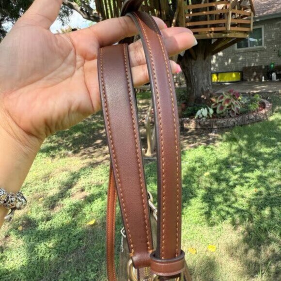 Coach X Peanuts Teri Shoulder Bag In Signature Canvas With Snoopy Print - Picture 6 of 6